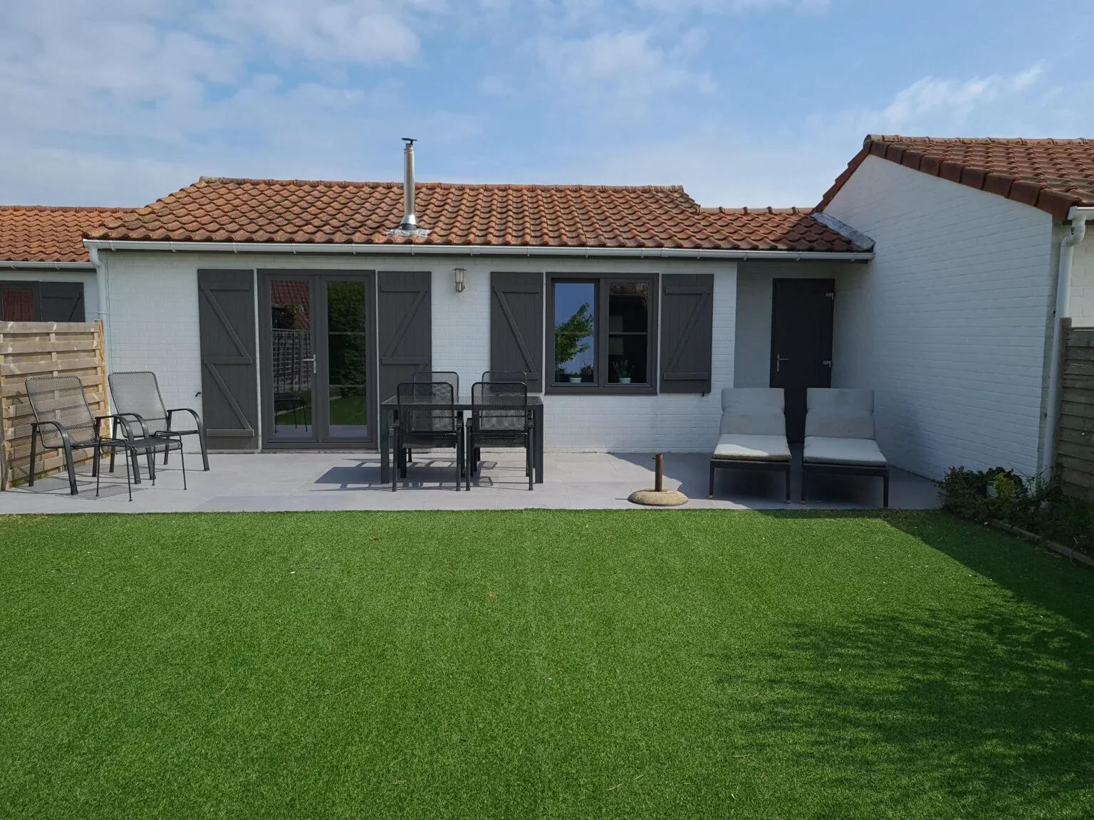 Terras en tuin van Duinenhuis Zeepolder 27